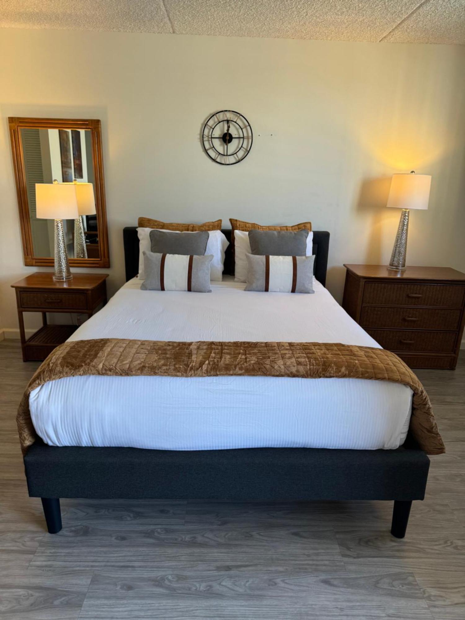 1414- Heart Of Waikiki With Kitchen - Free Parking - City View Гонолулу Екстер'єр фото